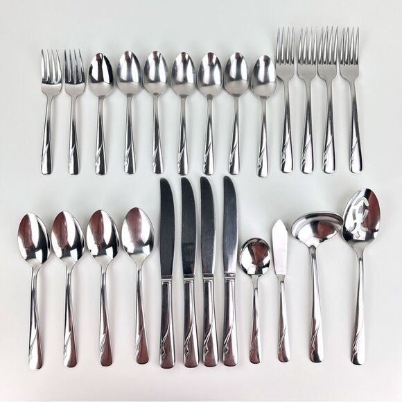 Oneida Oceanic Flatware Mixed Lot 25 Pieces Stainless Steel Knives Forks Spoons - Picture 1 of 14